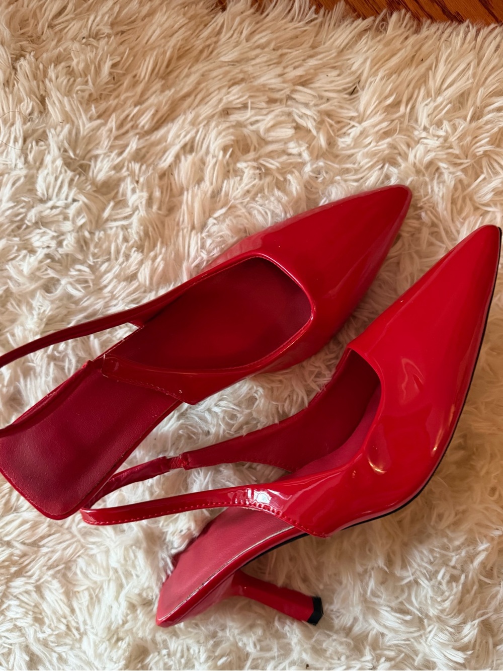 Sleek Red Patent Slingback Pointed-Toe Heels